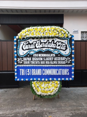 Papan Bunga Duka di Waegi